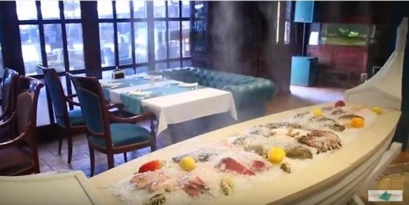 Охлаждение рыбной витрины в ресторане Bartofish, Днепр. 2017 Охлаждение рыбной витрины в ресторане Bartofish, Днепр. 2017